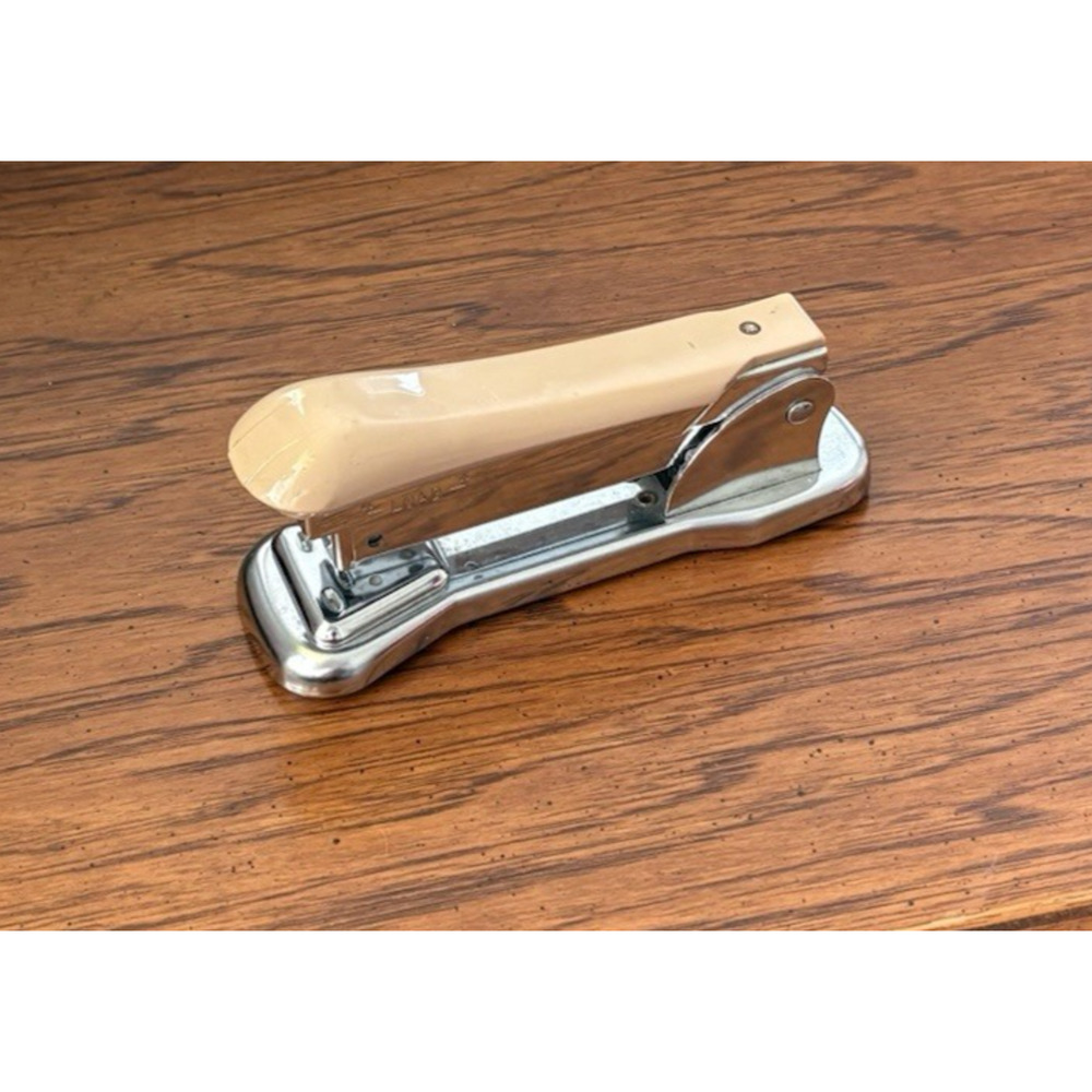 Vintage Ace Cadet Liftop Model 302 Stapler Beige Plastic Top 5"